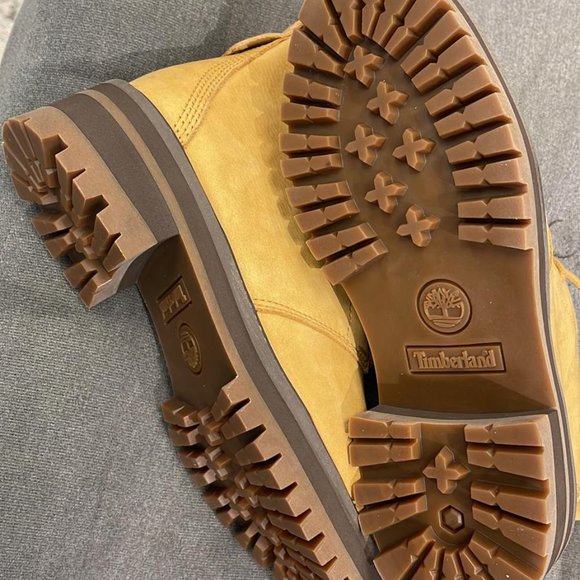 Timberland Women's Courmayeur Valley Chukka Wheat Nubuck A2N5H ALL SIZES - Picture 6 of 8